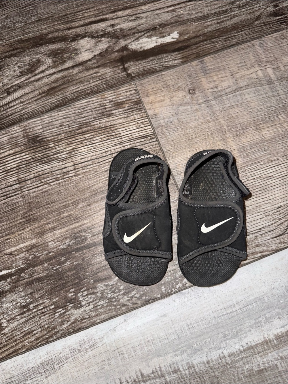Nike Black Kids Velcro Slide Sandals with White Swoosh